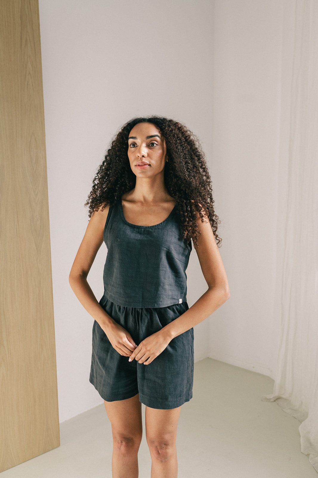 Teya Shorts Black
