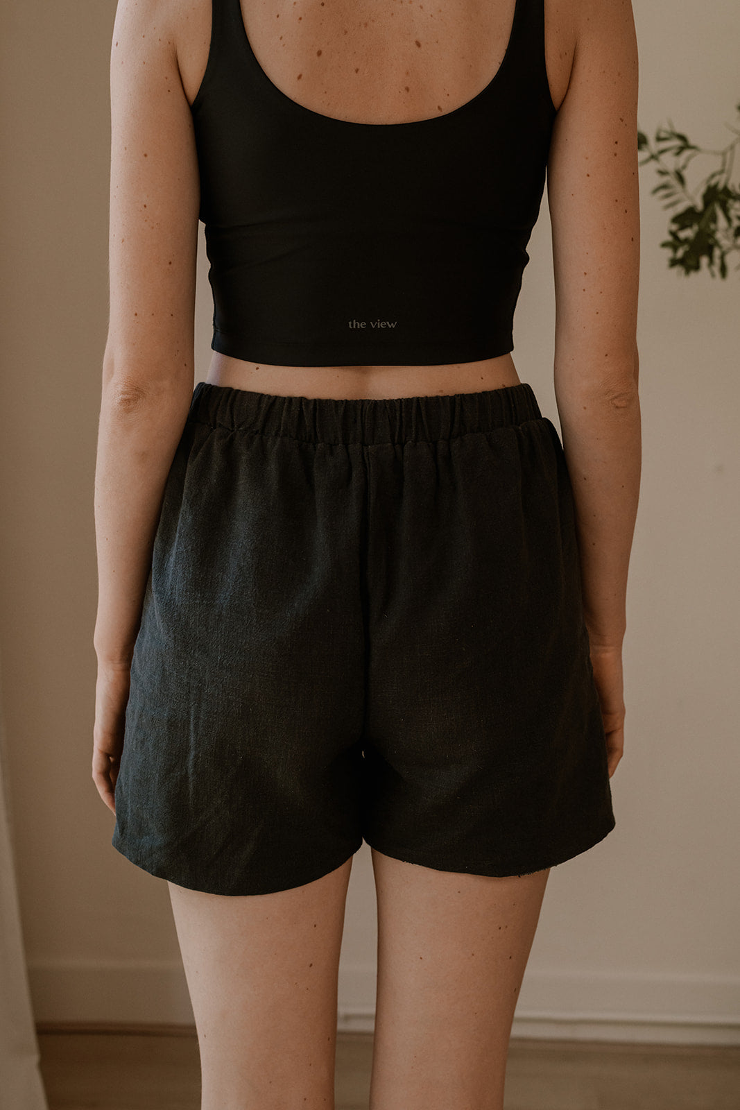 Teya Shorts Black