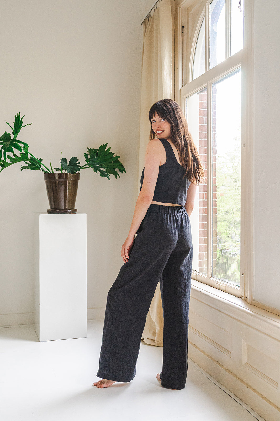 Teya Pants Black